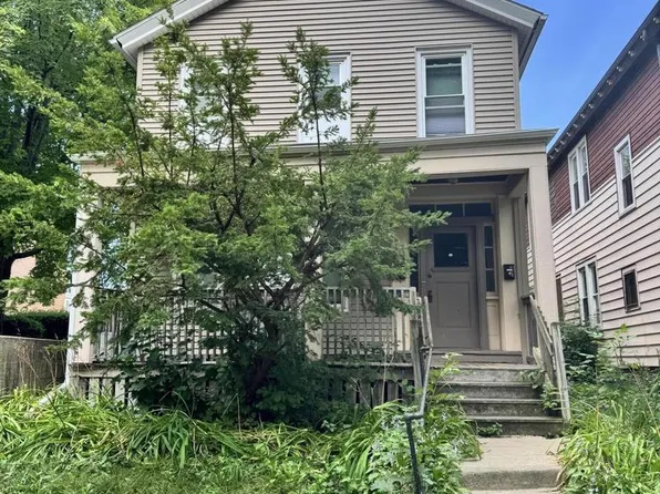 2920 N Bartlett AVENUE #A, Milwaukee, WI 53211