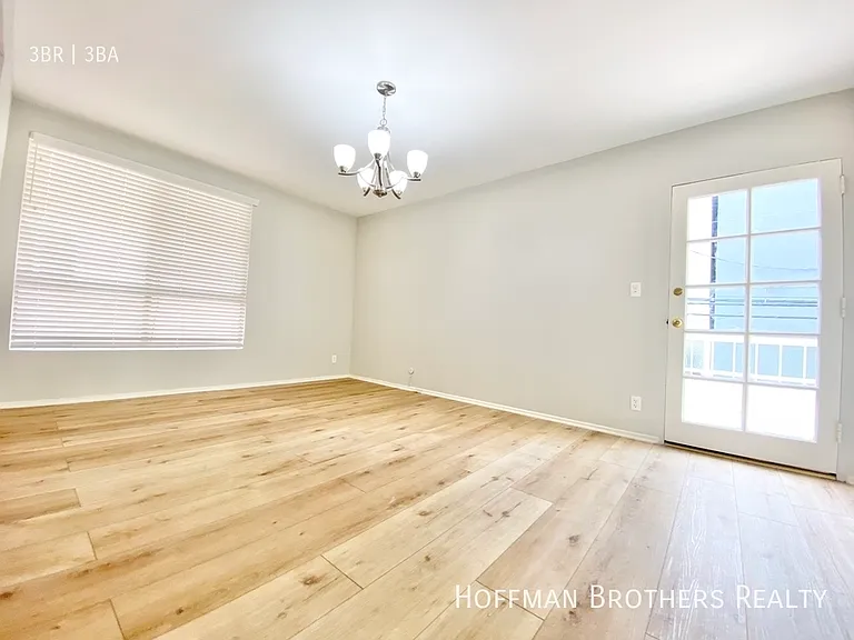 931 S Wooster St #4 — Photo 9