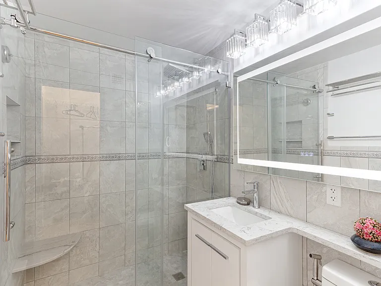 80 Park Ave #6A — Photo 6