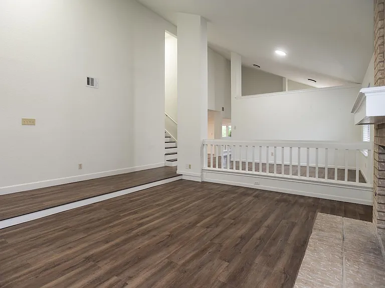 11513 Juniper Ridge Dr — Photo 3