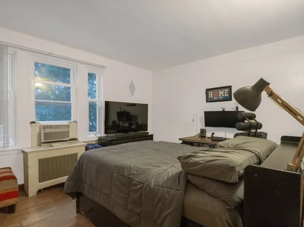 1390 Troy Avenue image 27 of 38