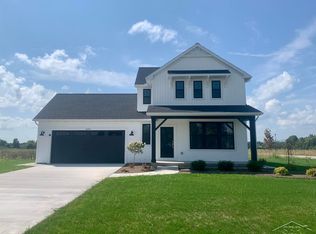 8697 Foxtail Trl, Freeland, MI