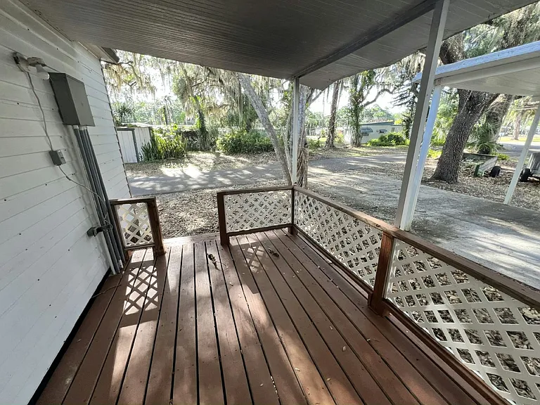 Oak Shores — Photo 12
