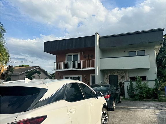 3rd image of 7940 SW 5th St