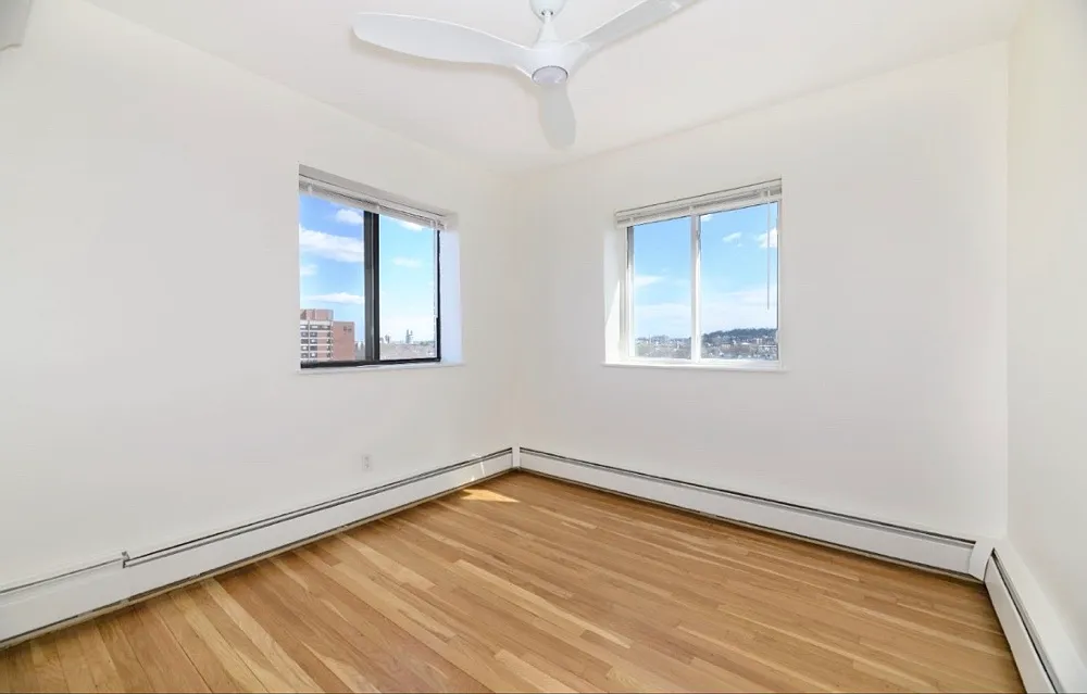 2 bed, 880 sqft, $3,600 — Photo 4