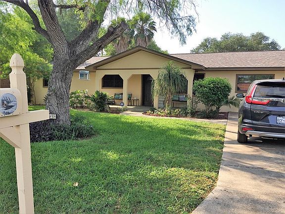2nd image of 1409 Wisteria Ave