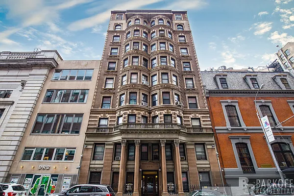 Rented by Barkoff Residential  | media 32