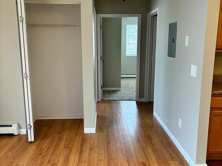 Lakepointe Apartment Homes — Photo 21