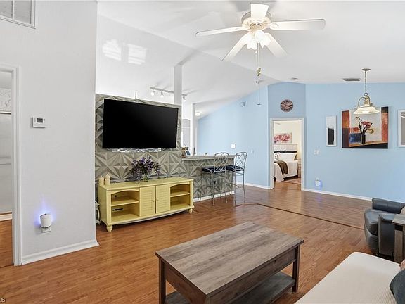 5th image of 4673 Fernway DR