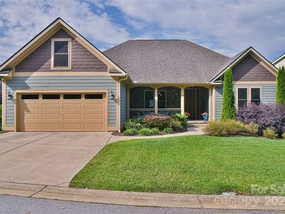 35 Dreambird Dr, Leicester, NC, 28748