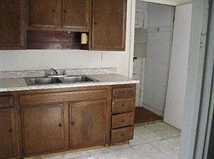 3rd image of 910 Maryland Ave