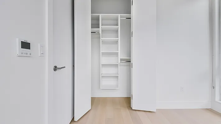 Bedroom, photo 2