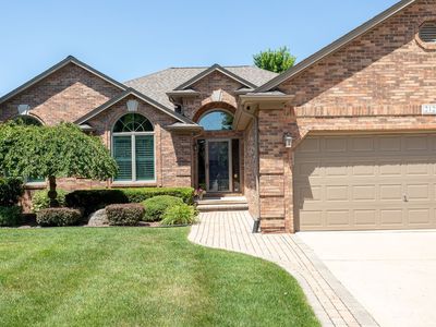 21295 Sienna Dr, Macomb Township, MI, 48044