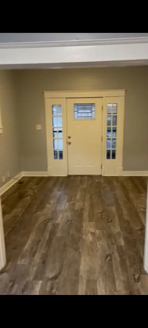 Great 3BR/1Ba house with unfinished basement — Photo 2