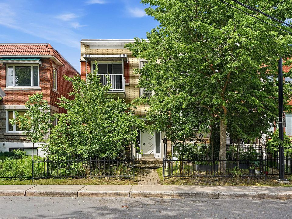 1st image of 901 Rue Stephens