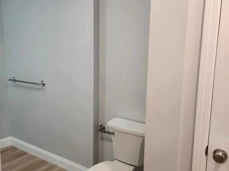 29 Bartlett St #2 — Photo 9