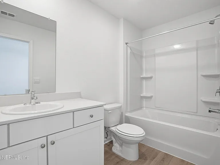 32 Pasadena Dr — Photo 21