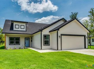 107 Keahi Ct, Bastrop, TX 78602
