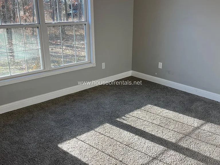 305 McVicker Dr #1 — Photo 11