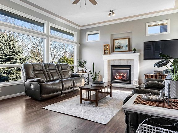 2nd image of 46286 Valleyview Rd