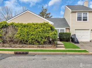 123 Harrow Dr, Somerset, NJ 08873