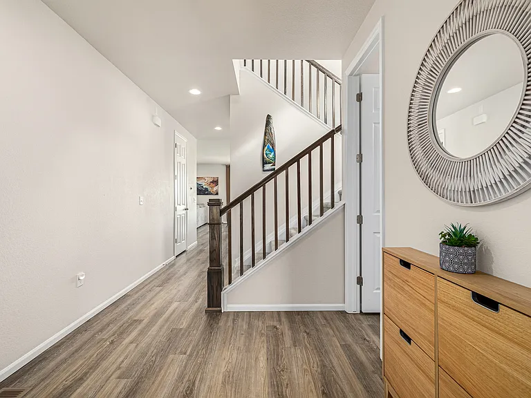 9096 Uravan Ct — Photo 3