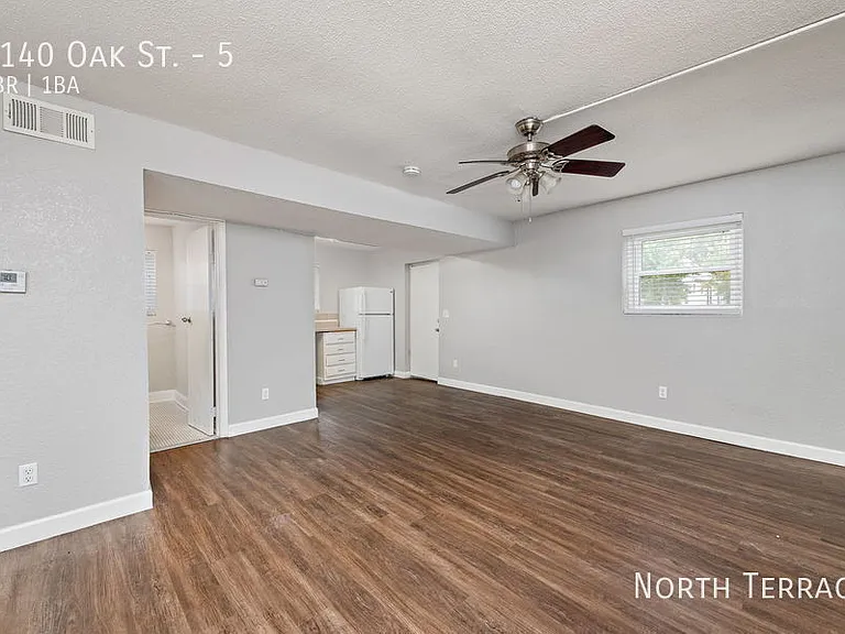4140 Oak St — Photo 5