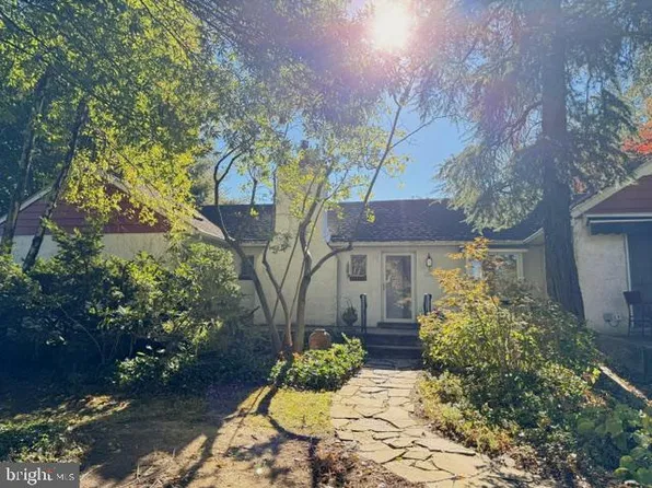54 Irving Pl, Feasterville, PA 19053