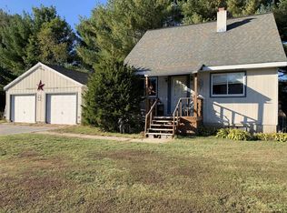 15 Tree Farm Dr, Lake Luzerne, NY 12846