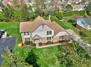 589 Boutell Dr, Grand Blanc, MI