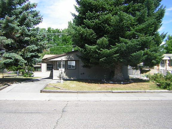 2nd image of 1194 Ada Ave