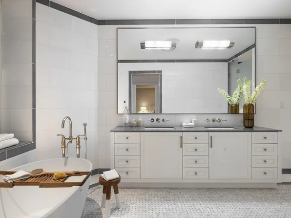 344 West 72nd Street image 8 of 23