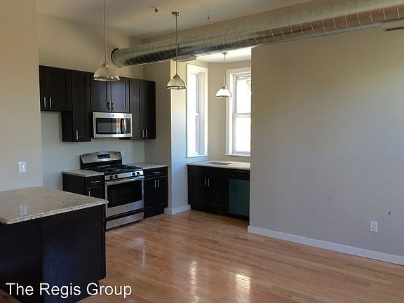 4th image of 1942 Christian St #3673479