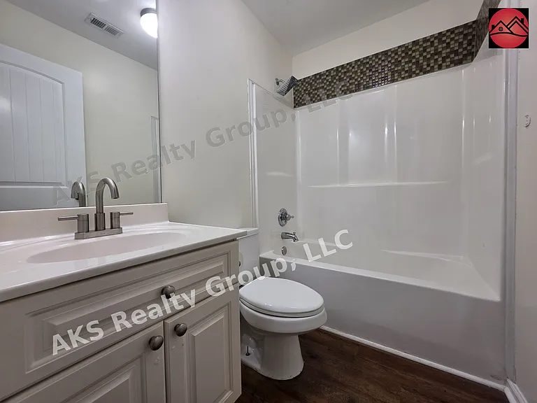 6116 Townley Way — Photo 13
