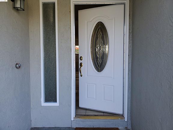 2nd image of 2846 Enea Way