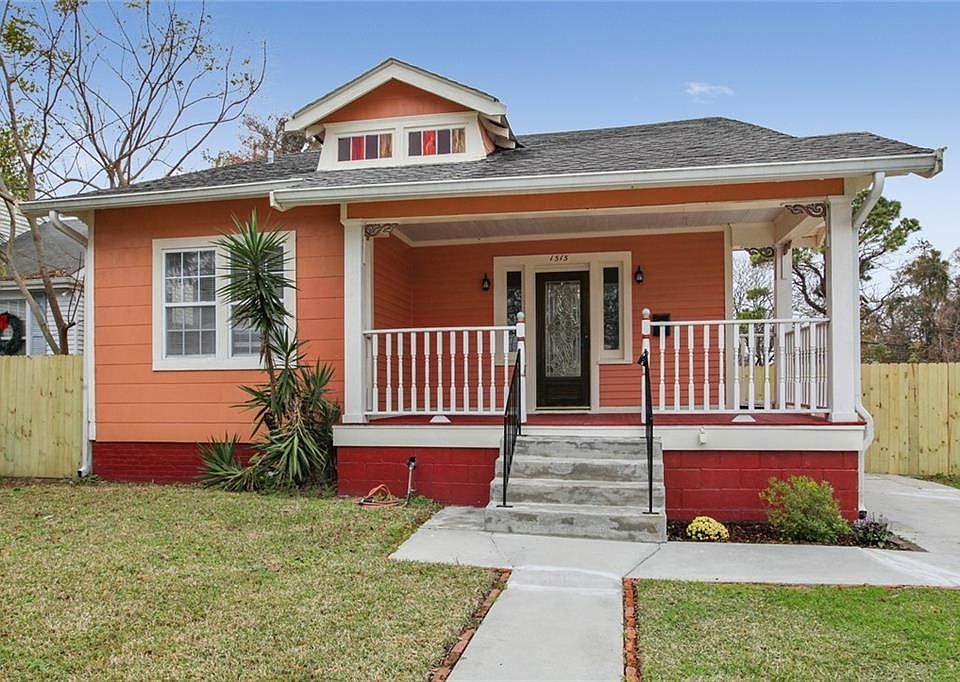 1st image of 1515 Bodenger Blvd