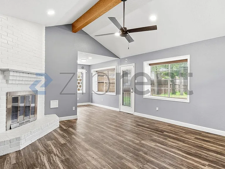 10914 Clear Fork Dr — Photo 14