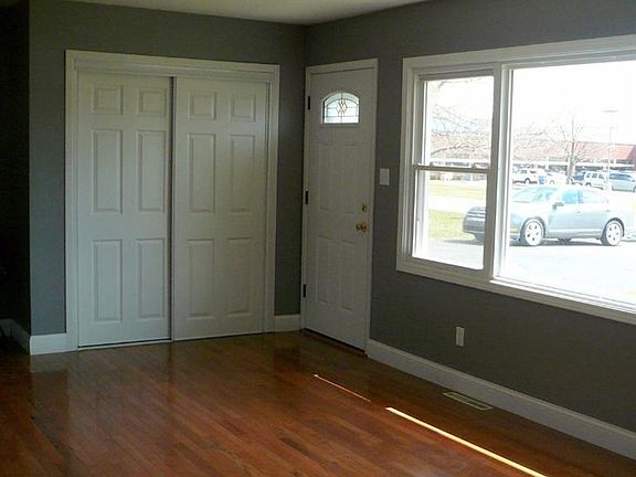2nd image of 2201 Evans Ave