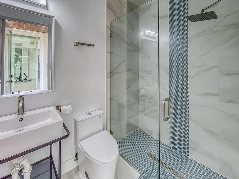 714 6th Ave N #1 — Photo 47