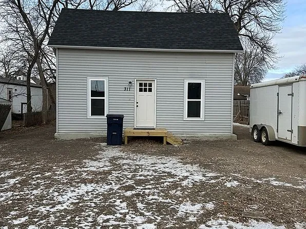 311 Marvin Ave, Volga, SD 57071
