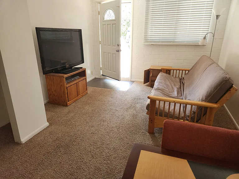 407 Arena Dr #A — Photo 5