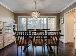 1779 Trail Rd, Mendota Heights, MN 55118