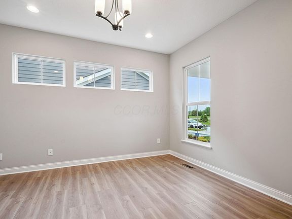 3rd image of 6960 Barksdale Dr