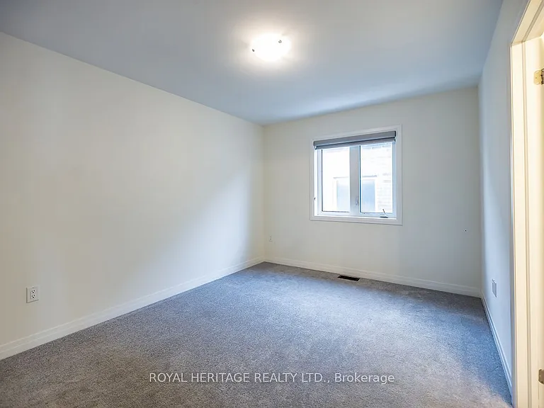 289 Flavelle Way — Photo 34