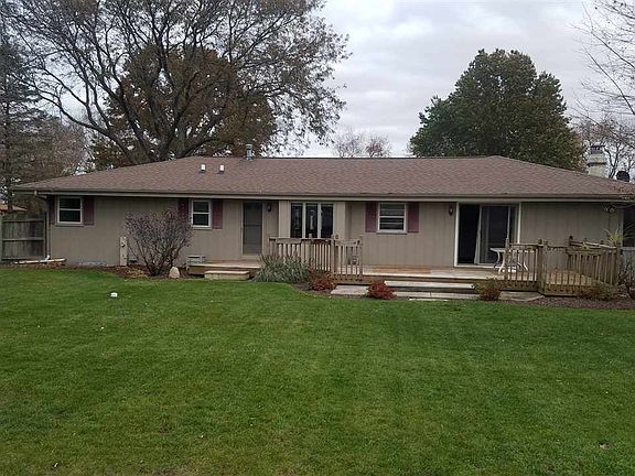 3rd image of 3247 Yarmouth Dr
