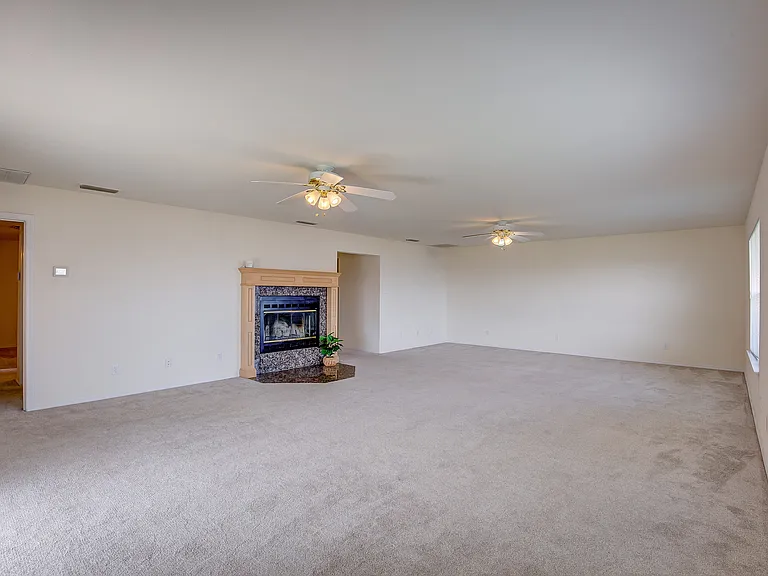 4804 Edgewater Dr — Photo 18