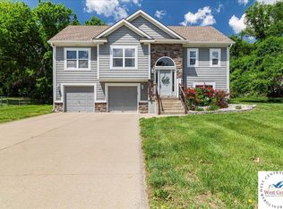 405A Swallow St, Warrensburg, MO 64093