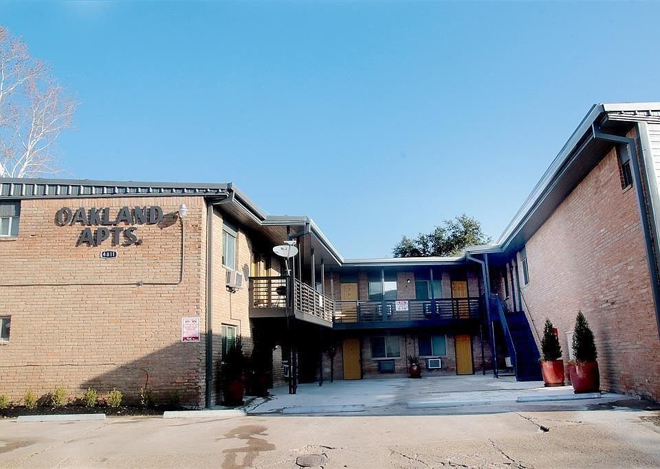 1st image of 4811 Oakland St APT 3