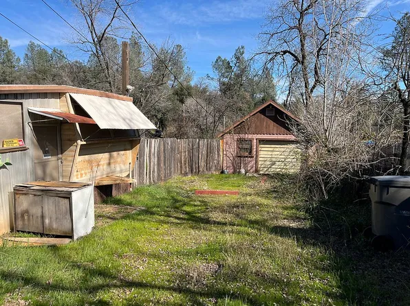 1109 Central Ave, Shasta Lake, CA 96019