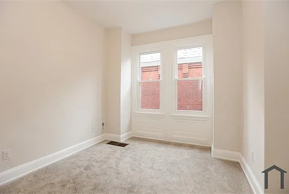 5425 Stewart St — Photo 11